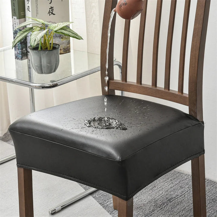 Housse de siège de chaise effet cuir imperméable Arielle de couleur noir