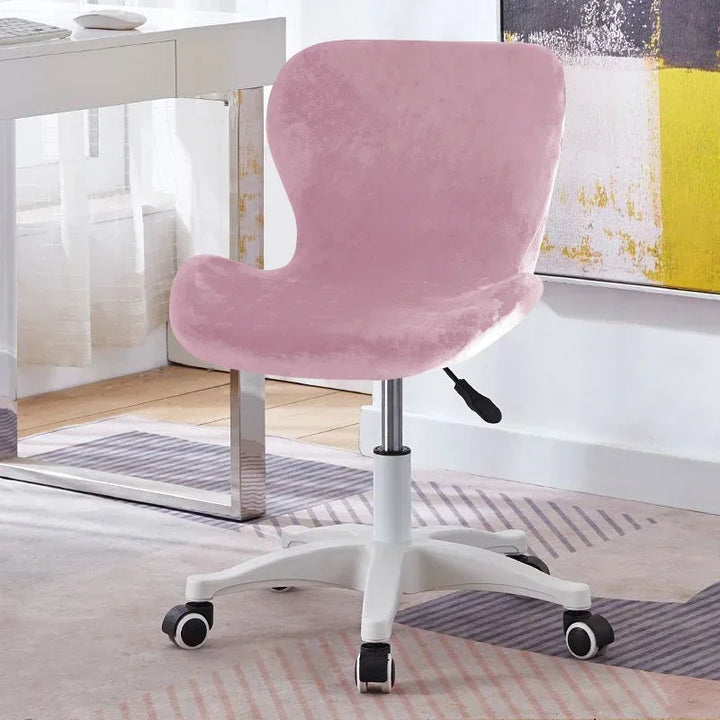 Housse de chaise de bureau incurvée en velours Flavia de couleur rose avec décor