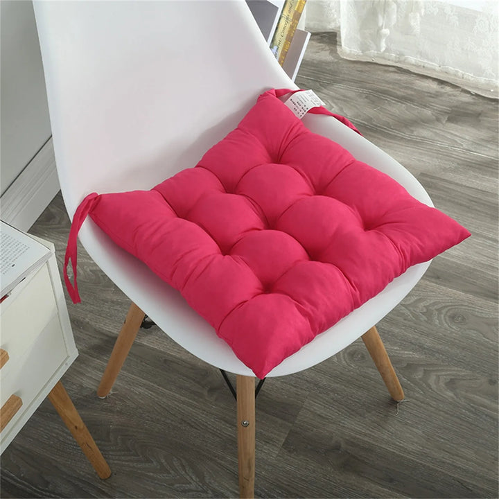 Coussin de chaise rembourré carré en coton Nour de couleur rose