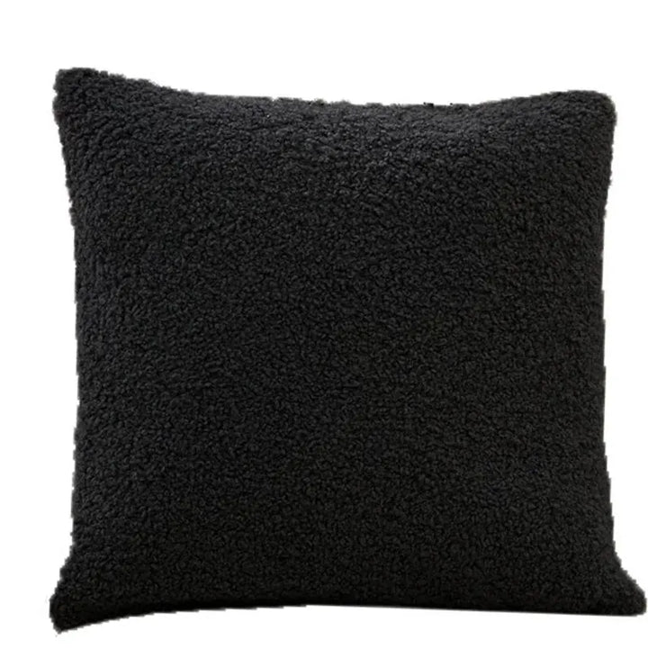 Housse de coussin en velours effet nounours Agustina de couleur noir