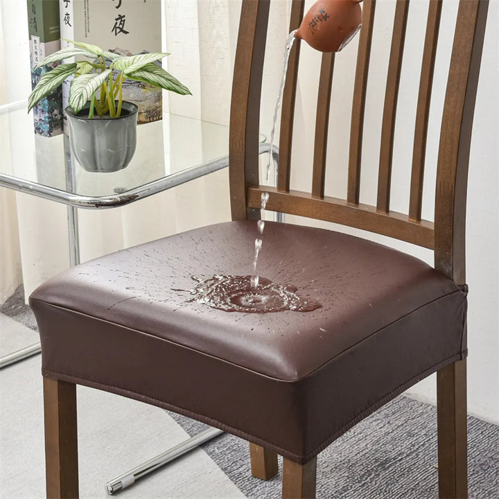 Housse de siège de chaise effet cuir imperméable Arielle de couleur brun