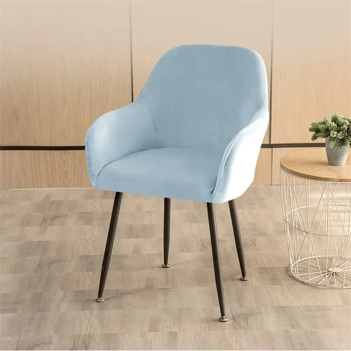 Housse de chaise avec accoudoirs en Velours Carla bleu ciel avec décor