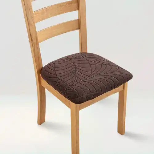 Housse de siège de chaise en jacquard effet floral imperméable Cristina de couleur brun sur fond beige
