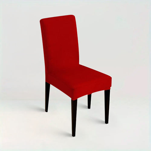 Housse de chaise Lola de couleur rouge sur fond beige