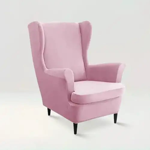 Housse de fauteuil à oreilles en velours Zina de couleur rose sur fond beige