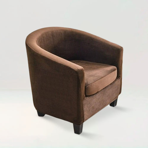 Housse de fauteuil crapaud en velours - Suzie de couleur marron sur fond beige