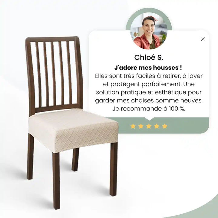 Chaise protégée par une housse élégante, accompagnée d’un avis client 5 étoiles soulignant sa praticité et son design.